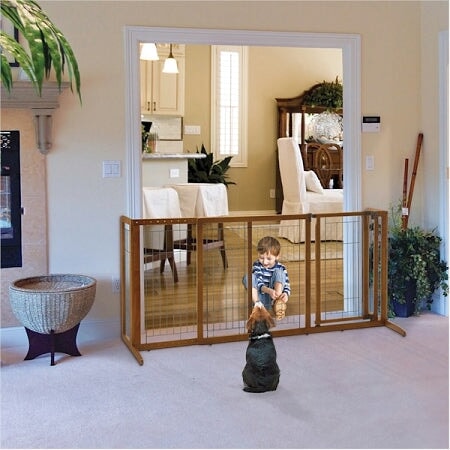 Deluxe Freestanding Pet Gate - Medium Richell 