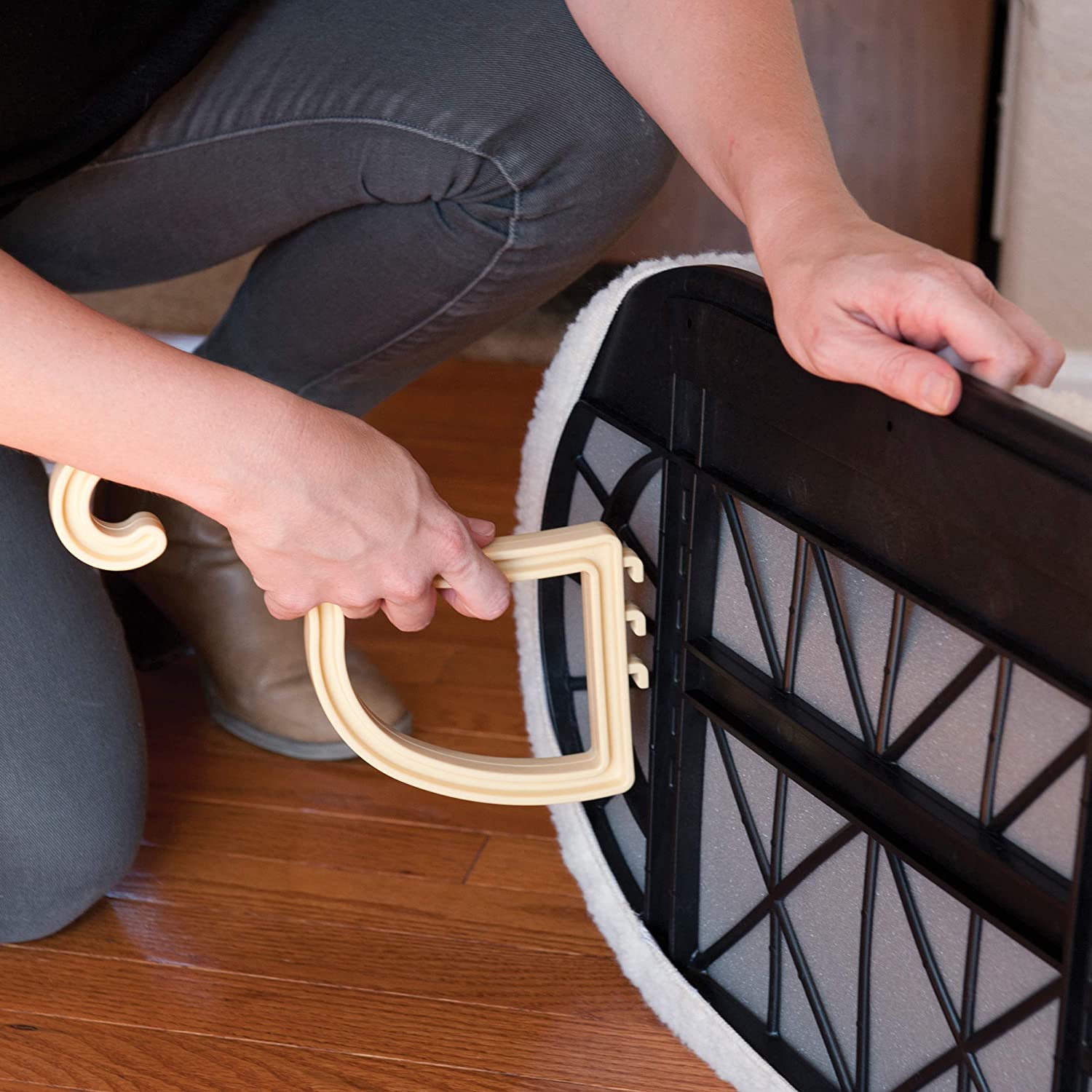 K&H Pet Products Zebra Kitty Sill - 14″ x 24″ x 9″ K&H Pet Products 